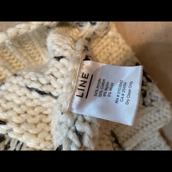 Line Anthropologie Turtleneck - Picture 4 of 5